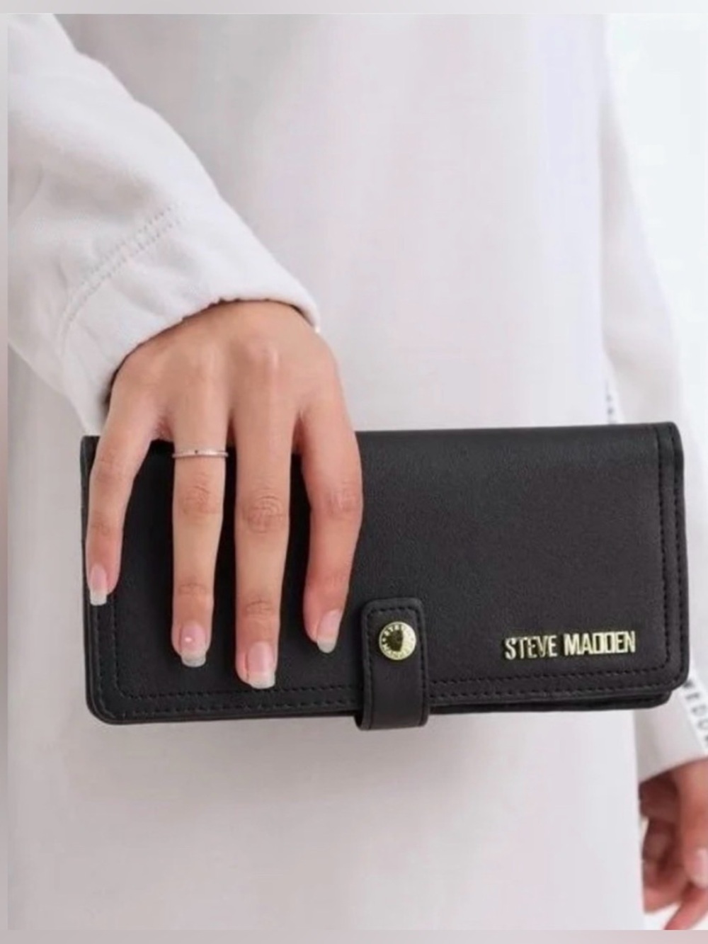 NWT! STEVE MADDEN WALLET! BUNDLE W/ SM BAG FOR FREE! 5 ⭐️ WALLET ON ALL SITES!